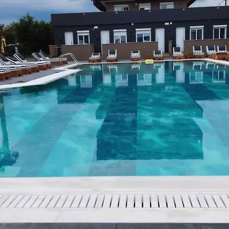 Апартамент Seabreeze Paralia Skala Korinou